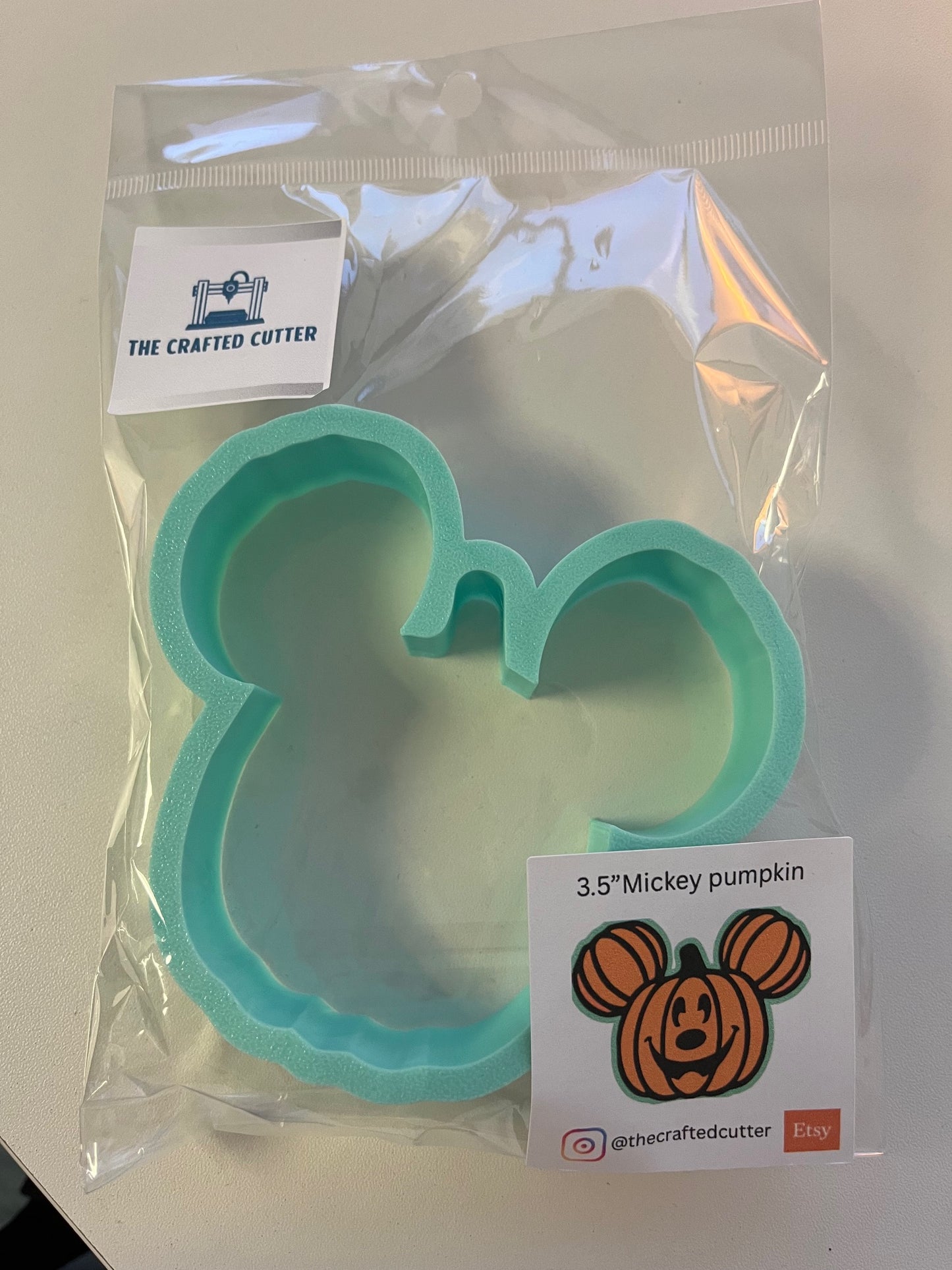 Mickey Pumpkin Crafted Cutter